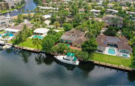 Villa – Hallandale Beach, Florida, Estados Unidos. $1 570 000