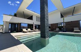 7 dormitorio casa de pueblo 370 m² en Primorje-Gorski Kotar County, Croacia. 2 690 000 €