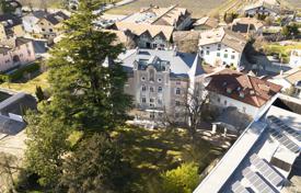 4 dormitorio piso 185 m² en Bolzano, Italia. Price on request