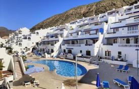 2 dormitorio piso 65 m² en Los Cristianos, España. 265 000 €