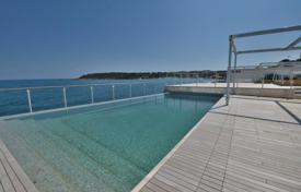 2 dormitorio villa 160 m² en Antibes, Francia. 6 200 €  por semana