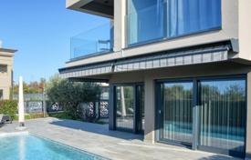 3 dormitorio casa de pueblo 250 m² en Poreč, Croacia. 1 050 000 €