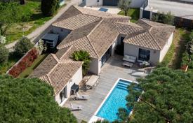 6 dormitorio villa en Grimaud, Francia. 8 000 €  por semana
