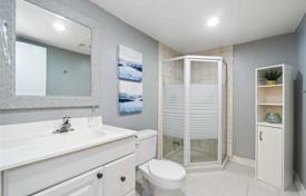 4 dormitorio casa de pueblo en North York, Canadá. C$1 621 000