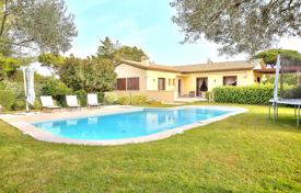 8 dormitorio villa en Cap d'Antibes, Francia. 3 400 000 €
