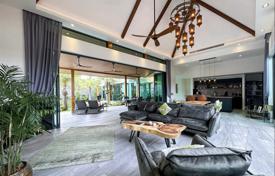 3 dormitorio villa 784 m² en Si Sunthon, Tailandia. $1 040 000