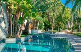 12 dormitorio villa en Saint-Paul-de-Vence, Francia. 5 500 €  por semana