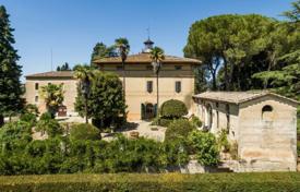 Cortijo en Siena, Italia. 13 000 000 €