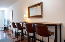 2-dormitorio apartamentos en condominio 106 m² en Miami, Estados Unidos. $569 000