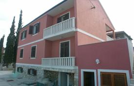 Casa de pueblo – Supetar, Split-Dalmatia County, Croacia. 380 000 €
