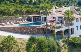 8 dormitorio villa en Théoule-sur-Mer, Francia. 25 000 €  por semana