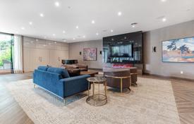 6 dormitorio piso en North York, Canadá. C$1 292 000