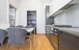 3 dormitorio piso 102 m² en Osijek, Croacia. 380 000 €