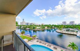 Condominio – Hallandale Beach, Florida, Estados Unidos. $325 000