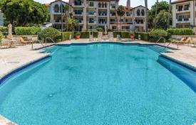 Piso – Fisher Island Drive, Miami Beach, Florida,  Estados Unidos. 3 400 €  por semana
