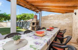 8 dormitorio casa de pueblo 220 m² en Medulin, Croacia. 515 000 €