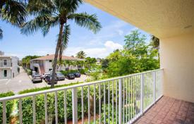 Casa de pueblo – Deerfield Beach, Broward, Florida,  Estados Unidos. $800 000