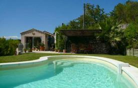 Villa – Le Cannet, Costa Azul, Francia. 3 800 €  por semana