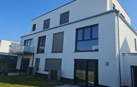 13 dormitorio chalet 360 m² en Pulheim, Alemania. 1 870 000 €