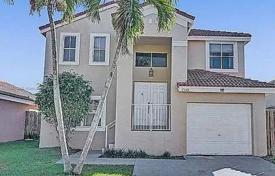 Casa de pueblo – Margate, Broward, Florida,  Estados Unidos. $538 000