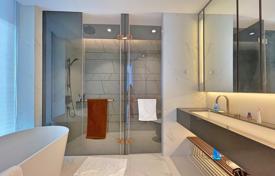 2-dormitorio apartamentos en condominio en Khlong Toei, Tailandia. $3 950  por semana