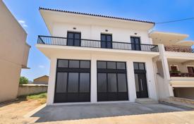 3 dormitorio casa de pueblo 240 m² en Agia Triada, Grecia. Price on request