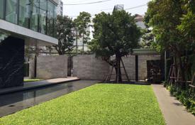 1-dormitorio apartamentos en condominio en Watthana, Tailandia. $324 000