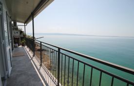 5 dormitorio casa de pueblo 148 m² en Split-Dalmatia County, Croacia. 880 000 €