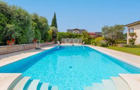 23 dormitorio villa en Iseo, Italia. 2 400 000 €