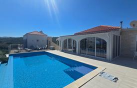 5 dormitorio villa 122 m² en Tsivaras, Grecia. 850 000 €