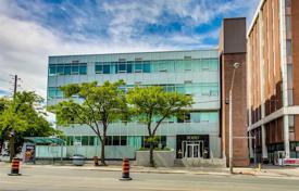 Piso – Eglinton Avenue East, Toronto, Ontario,  Canadá. C$748 000
