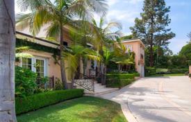 Villa – Beverly Hills, Los Angeles, California,  Estados Unidos. $24 300  por semana