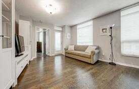 4 dormitorio piso en Fort York Boulevard, Canadá. C$918 000