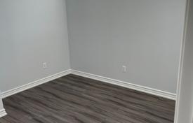 9 dormitorio casa de pueblo en Scarborough, Canadá. C$1 424 000