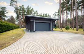 6 dormitorio adosado 470 m² en Jurmala, Letonia. 1 150 000 €
