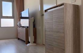 2-dormitorio apartamentos en condominio en Thon Buri, Tailandia. $169 000