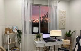 2-dormitorio apartamentos en condominio 90 m² en Hialeah, Estados Unidos. $300 000