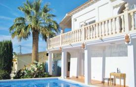 Villa – El Campello, Alicante, Valencia,  España. 620 000 €
