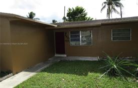 Casa de pueblo – North Miami Beach, Florida, Estados Unidos. $485 000