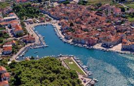 Obra nueva – Stari Grad, Split-Dalmatia County, Croacia. 610 000 €