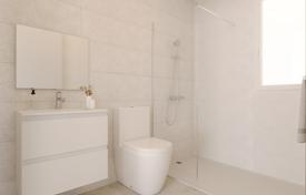 3 dormitorio piso 180 m² en Benidorm, España. 450 000 €