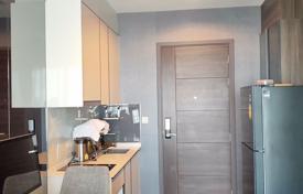 1-dormitorio apartamentos en condominio en Watthana, Tailandia. $139 000