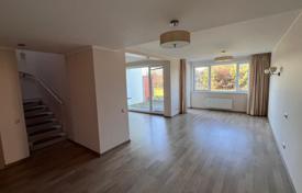 4 dormitorio adosado 189 m² en Piņķi, Letonia. 400 000 €
