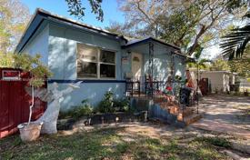 Casa de pueblo – North Miami, Florida, Estados Unidos. $585 000