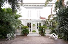 Villa – Sorrento, Campania, Italia. 19 000 €  por semana
