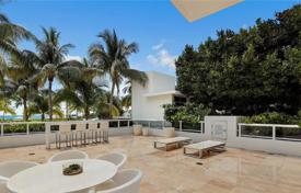 Piso – Miami Beach, Florida, Estados Unidos. $7 400 000