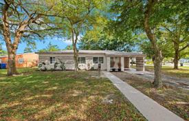 3 dormitorio casa de pueblo 140 m² en Fort Lauderdale, Estados Unidos. $490 000