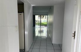 2-dormitorio apartamentos en condominio 94 m² en Miami, Estados Unidos. $330 000