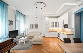 3 dormitorio piso 100 m² en District V (Belváros-Lipótváros), Hungría. 548 000 €