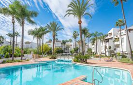 3 dormitorio piso 157 m² en Estepona, España. 1 495 000 €